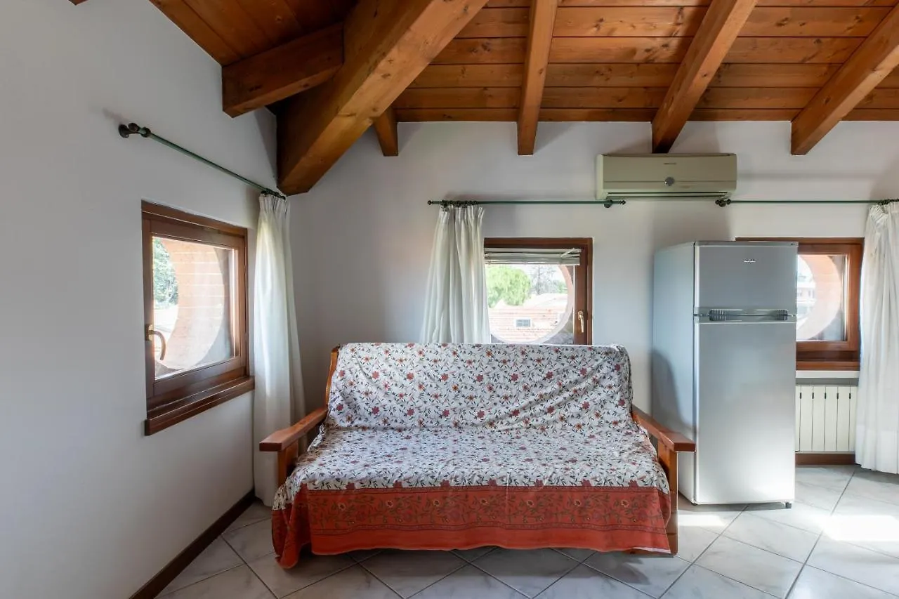 Vista Lago Home - بسكييرا ديل غاردا 0*,